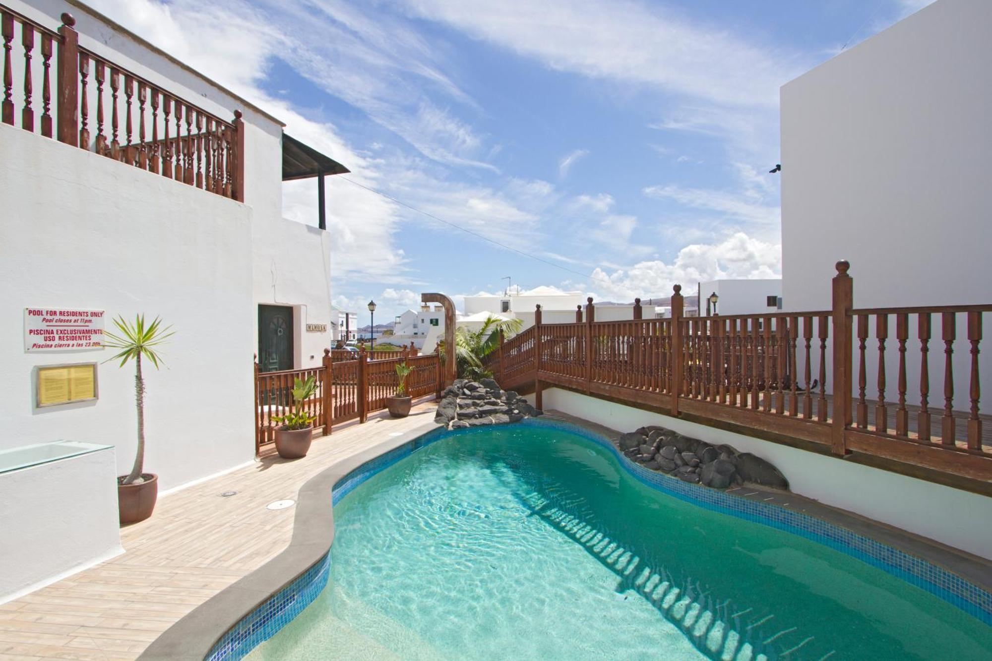 Casa Margarita - Shared Pool - Close To Seafront Promenade Punta Mujeres 외부 사진
