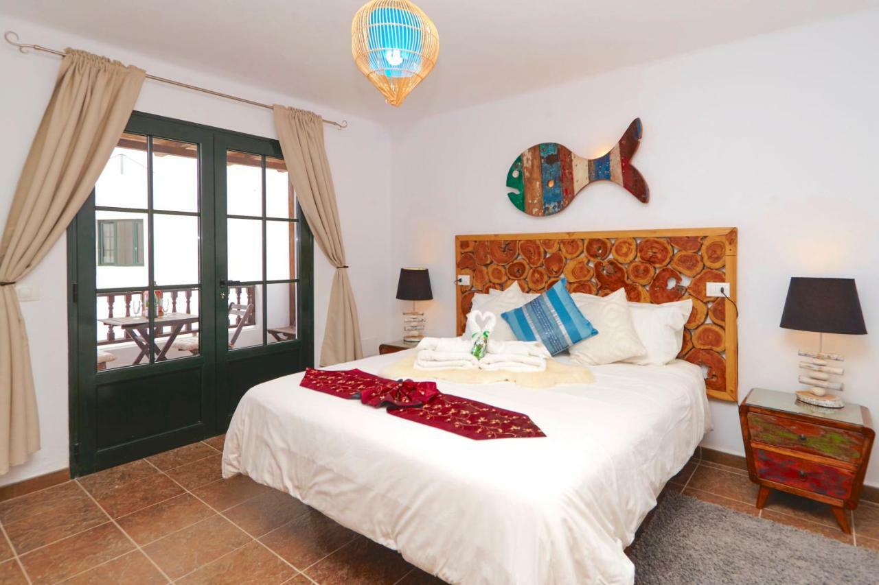 Casa Margarita - Shared Pool - Close To Seafront Promenade Punta Mujeres 외부 사진