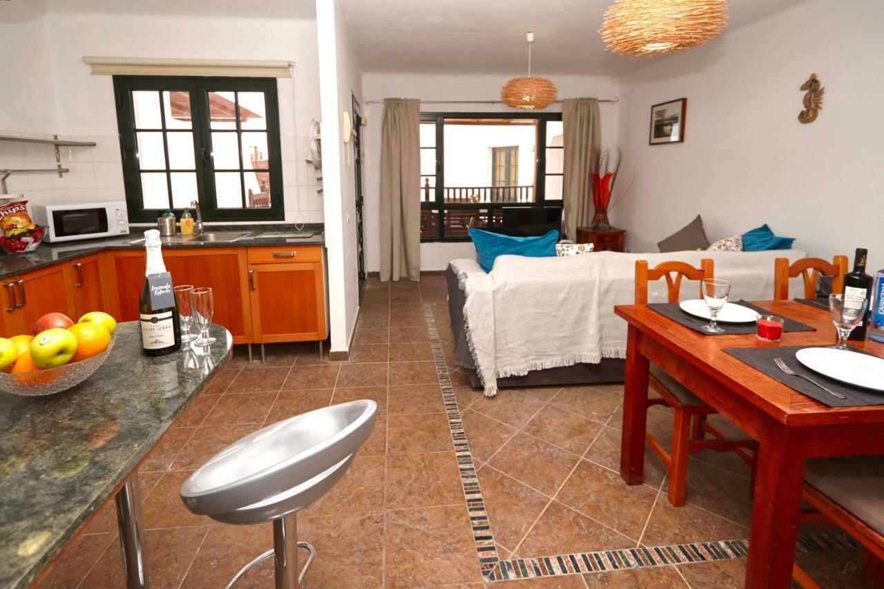 Casa Margarita - Shared Pool - Close To Seafront Promenade Punta Mujeres 외부 사진